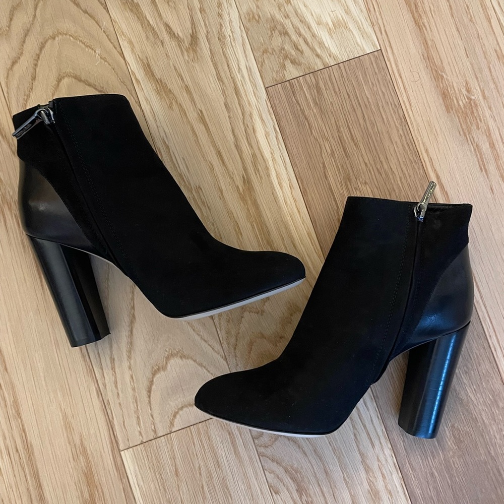 NWT Monique Lhuillier Avery Boot Suede Black size 37.5